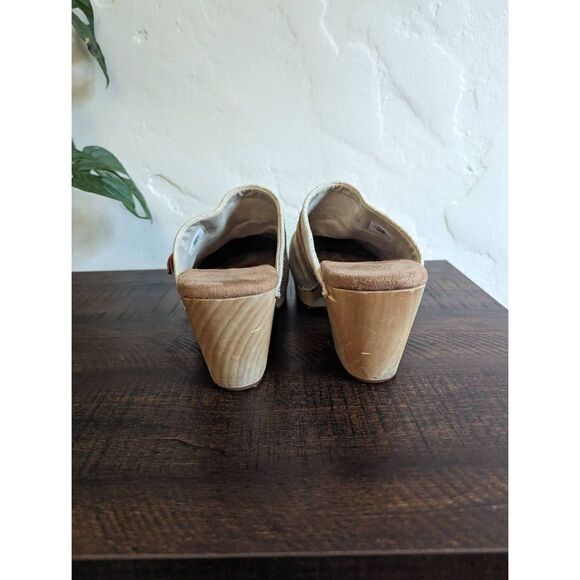 Toms Elisa Canvas Embroidered Wooden Heeled Clog Shoes - Size 9.5 - Picture 4 of 11